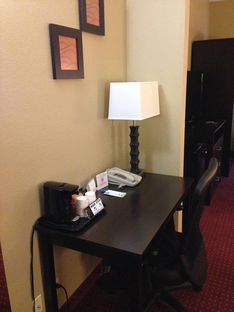 Quality Inn & Suites Little Rock West Εξωτερικό φωτογραφία