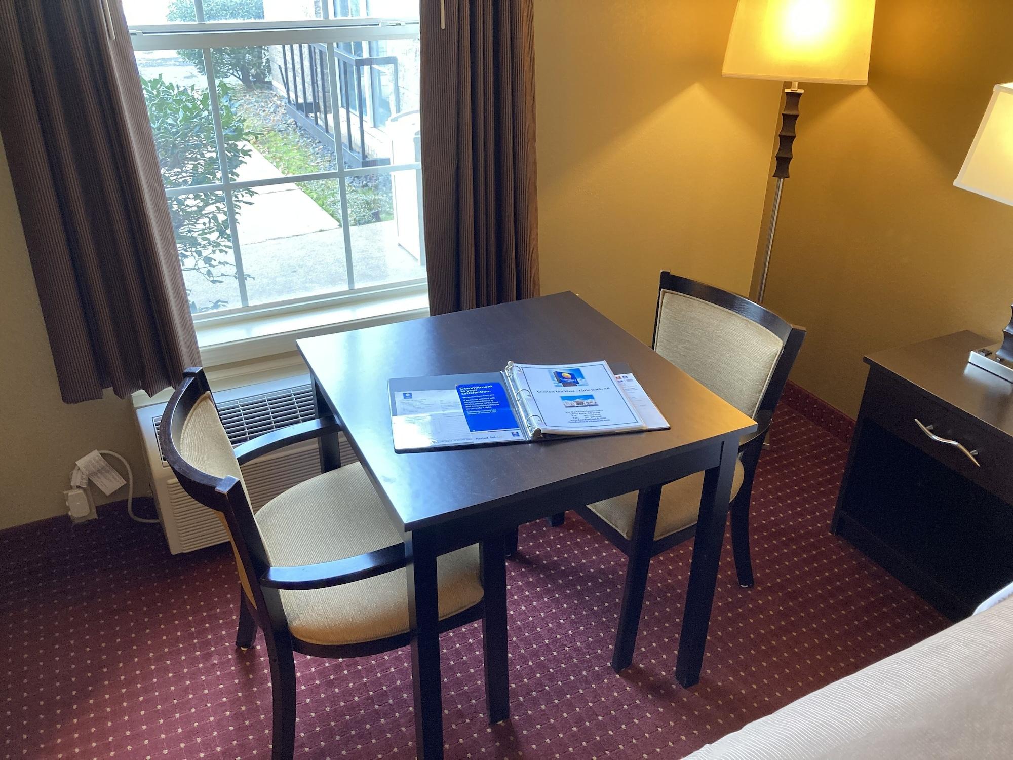 Quality Inn & Suites Little Rock West Εξωτερικό φωτογραφία